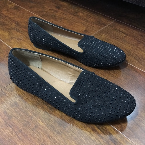 black shoes - Picture 2 of 4