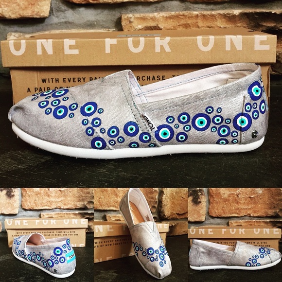 Evil Eye Wave hand painted TOMS - Picture 1 of 1