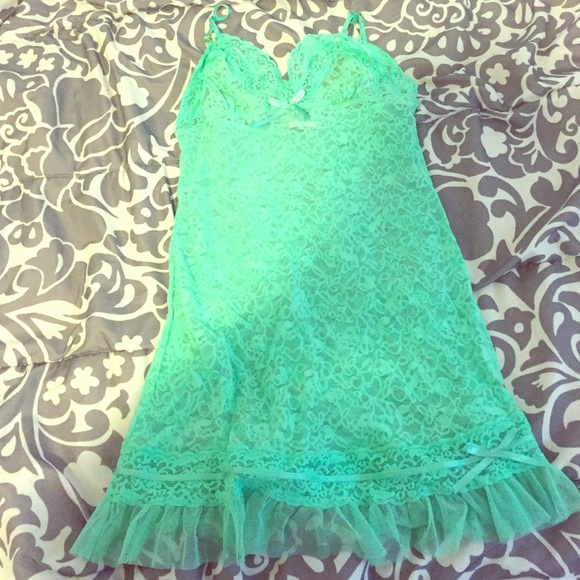 Victoria's Secret Other - Mint green negligee