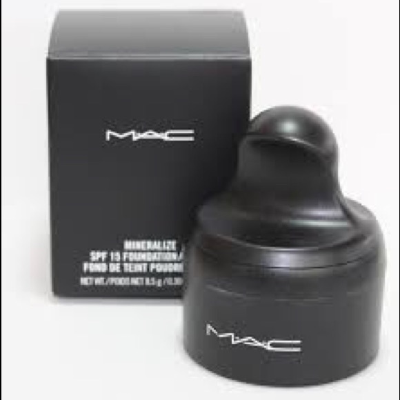 Authentic MAC Mineralize Loose Powder Extra Light - Picture 3 of 3