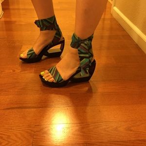 Robert Clergerie ON HOLD FOR JTUDY1