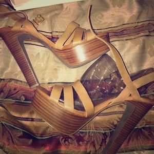 Steve madden "Day Glow"