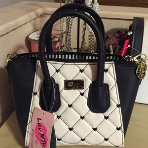 Betsey Johnson Bags - Betsey Johnson Purse NWT🎀SALE Betsey Johnson Bags - Betsey Johnson Purse NWT🎀SALE