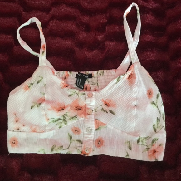 Bandeu with straps