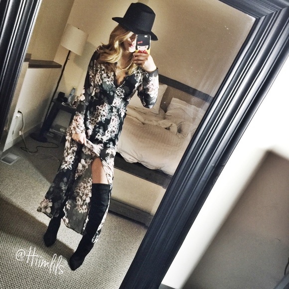 Black floral maxi
