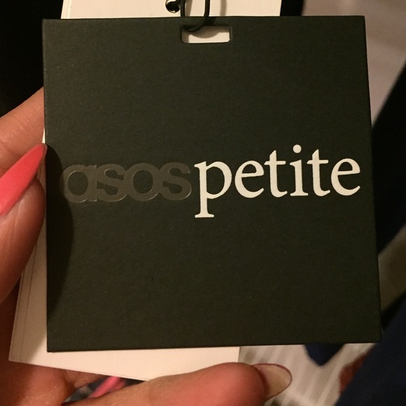 ❌SOLD❌ ASOS Petite beaded black bodycon dress - Picture 3 of 4