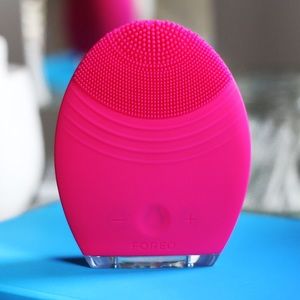 Full-Size Foreo Luna for Sensitive/Normal Skin