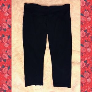 Black Lululemon Crop Leggings