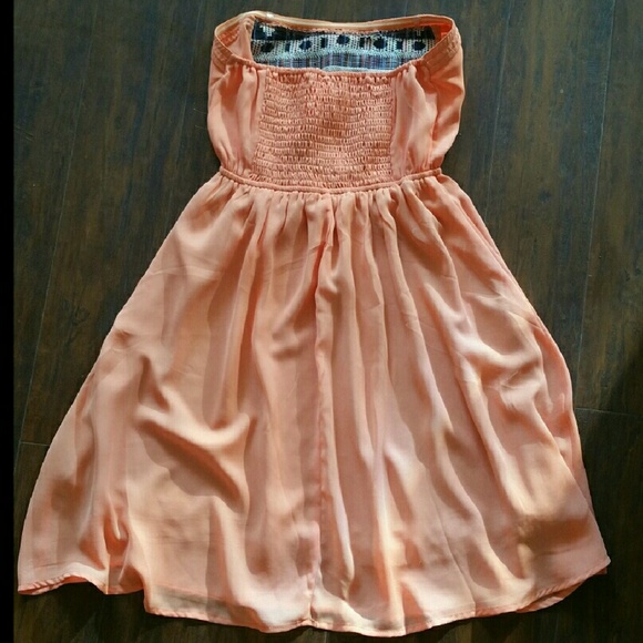 Peach Strapless Dress - Picture 2 of 3