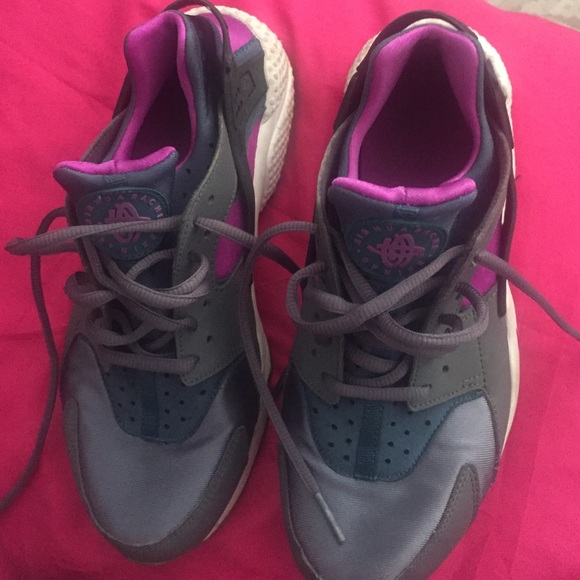 Nike huaraches