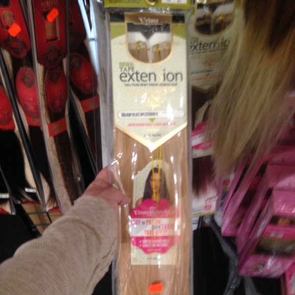 Tape in hair extensions 18 inch main image 3