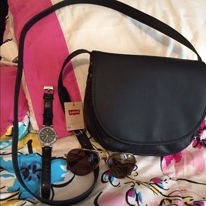 Levi's black Crossbody