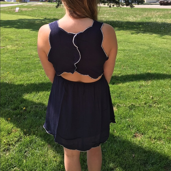 ☀️CLOSET CLEAROUT☀️Navy Embroidered Dress - Picture 3 of 4