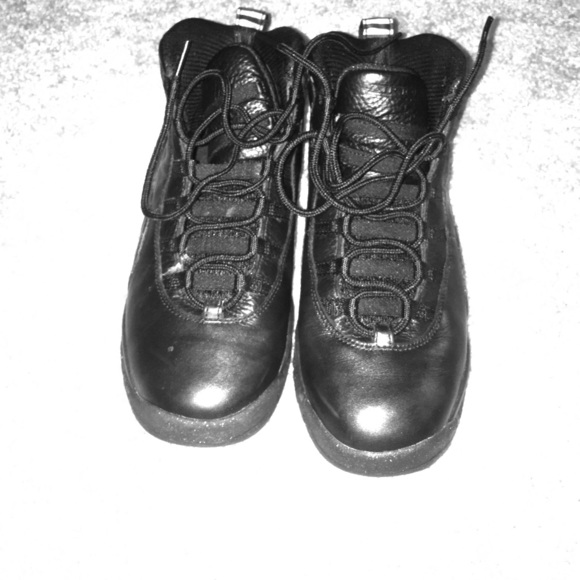 Jordan NYC 10 (Black & Gold ) - Picture 1 of 3