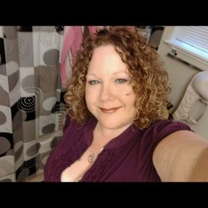 Meet your Posher, Keri