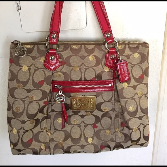 Coach Poppy Secret Admirer #K1082-16289 (NWOT)
