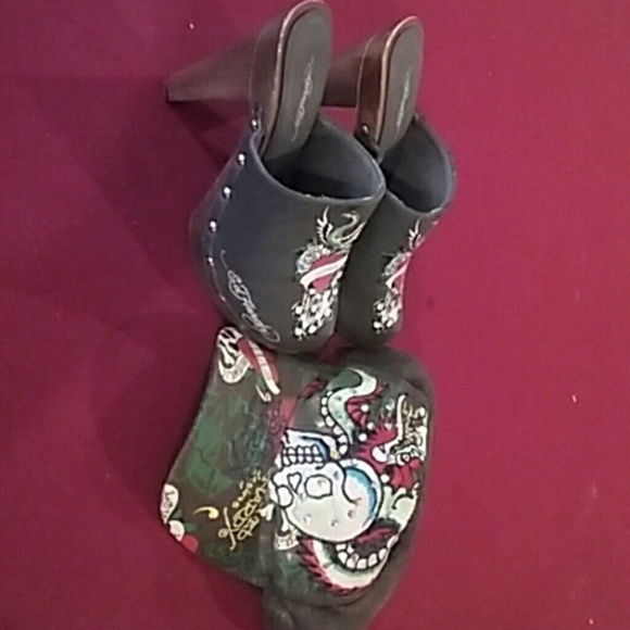 **Ed Hardy Bundle** - Picture 2 of 3