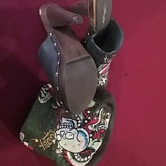 **Ed Hardy Bundle** - Picture 3 of 3