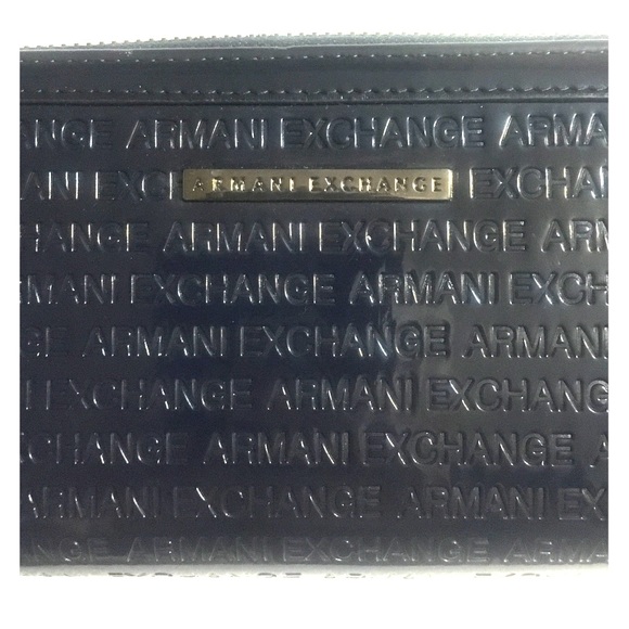 NWOT Armani Exchange wallet ❗️Last Chance❗️