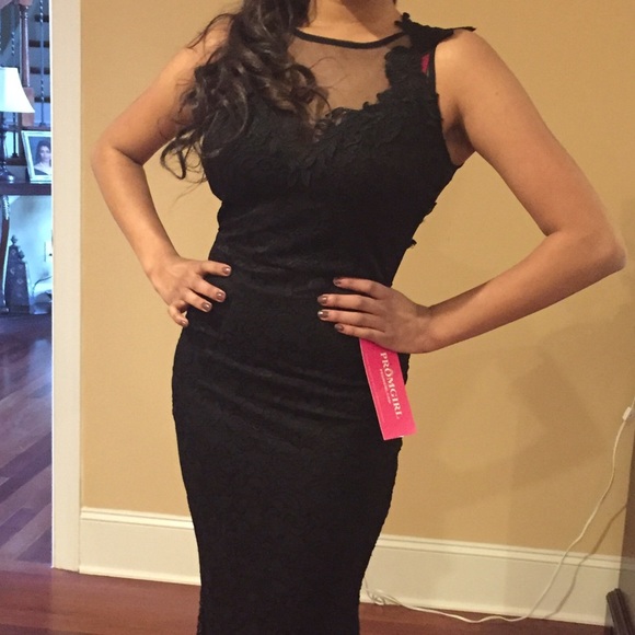 Prom dress - Picture 4 of 4