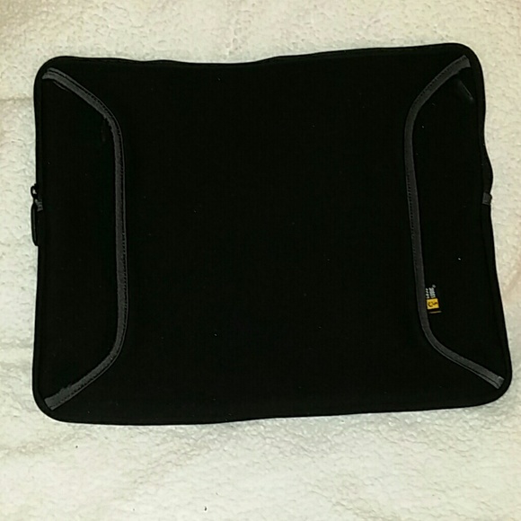 laptop case 15" black from case logic