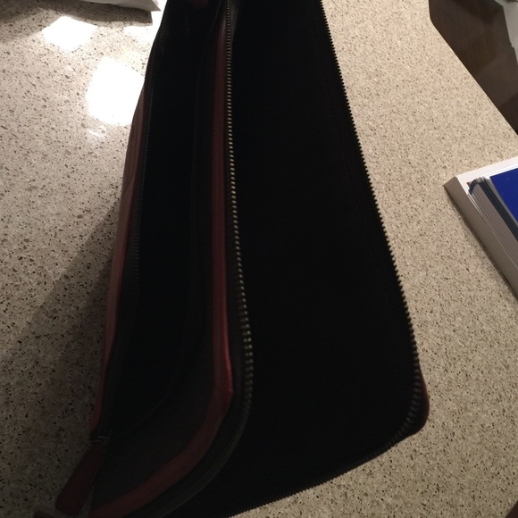 Authentic Coach - Picture 3 of 3