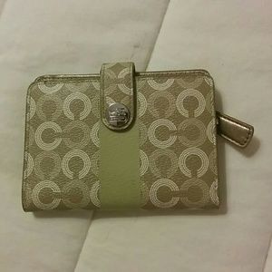 Coach wallet