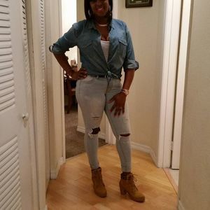 Meet your Posher, Monique