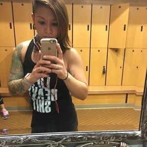 Meet your Posher, Toni