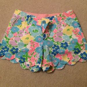 Cute Lilly Pulitzer Shorts!