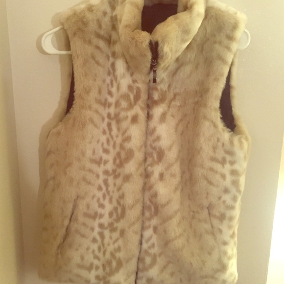 White/Tan Faux Fur Vest