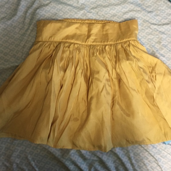 Yellow skirt