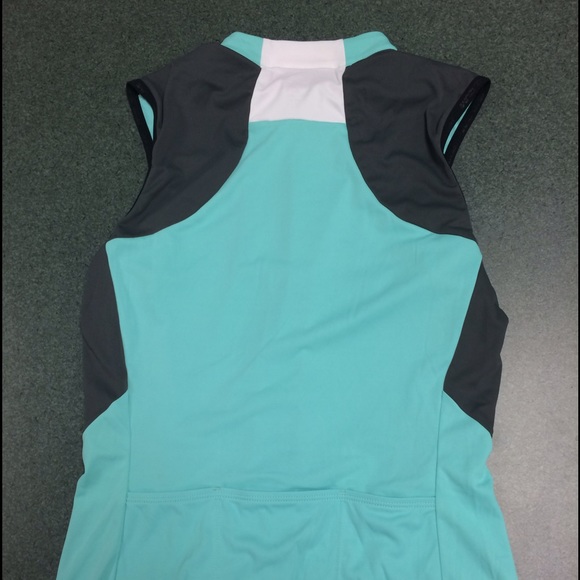 Pearl Izumi triathlon tank