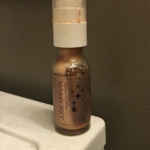 Josie Maran Argan Illuminizer