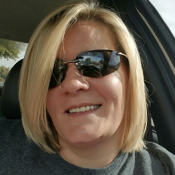 Meet your Posher, Shannon