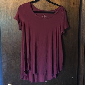 American Eagle flowy T-shirt