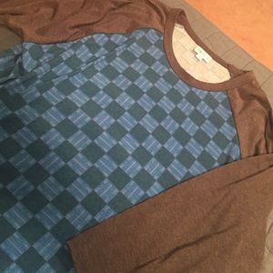 LuLaRoe Randy tee