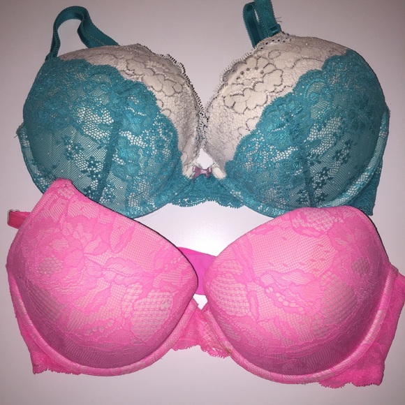 SET OF 2 BRAND NEW LACE VICTORIAS SECRET BRAS 36D