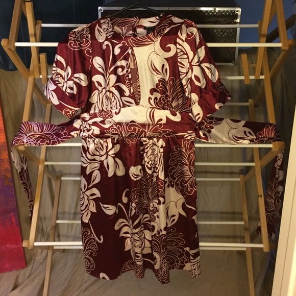 BCBGMaxazaria Cocktail dress (feels like silk)