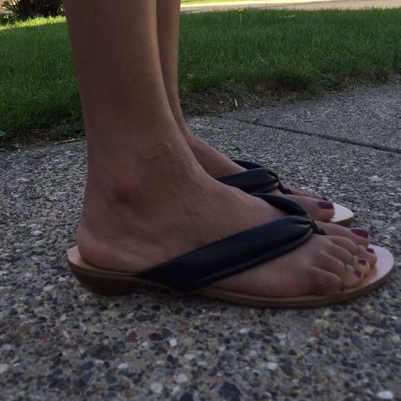 Sam Edelman black leather sandals - Picture 3 of 4