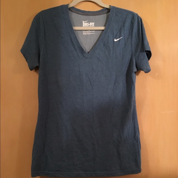 Chambray like color Nike v-neck shirt