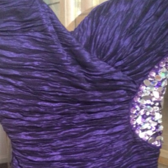 Cocktail Dress Size 5 Purple - Picture 2 of 3