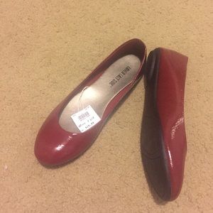 Brand new red flats