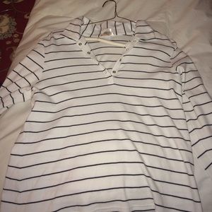 XL LONG SLEEVE OLD NAVY
