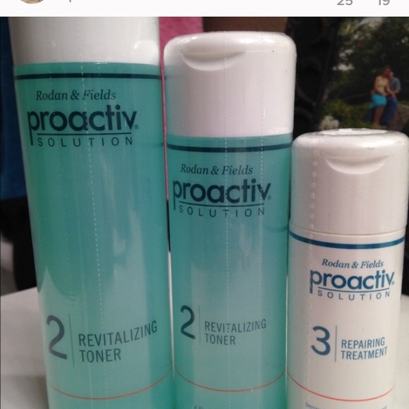 Proactive facial care set - Picture 2 of 2