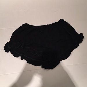 Brandy Melville scrunchie shorts