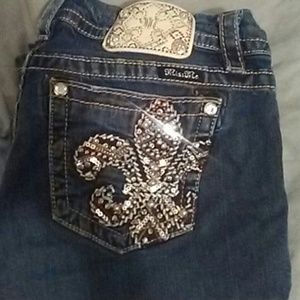 BEAUTIFUL Miss Me BARLEY WORN jeans.