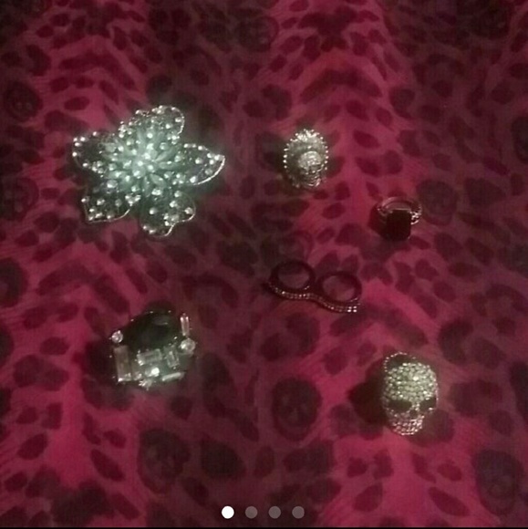 Lot of 5 rings - Picture 1 of 3