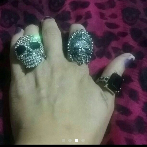 Lot of 5 rings - Picture 2 of 3