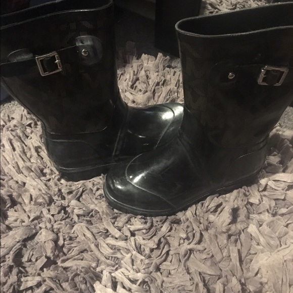 Michael kors rain boot - Picture 4 of 5